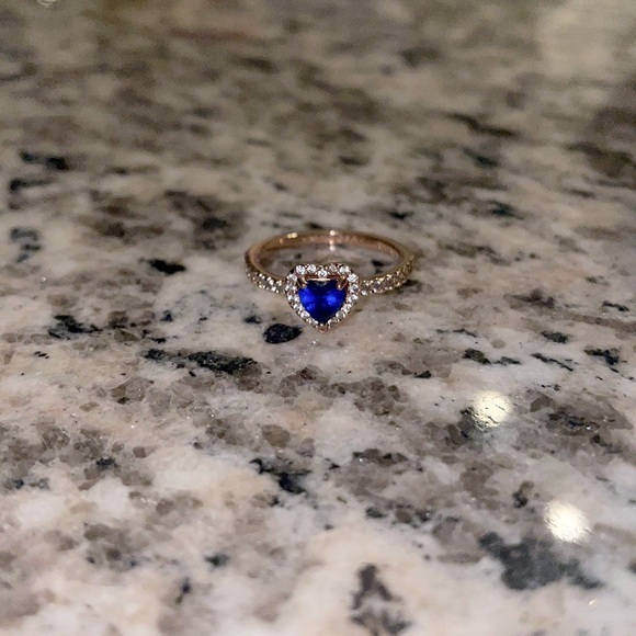Pandora Jewelry - Pandora Sparkling Elevated Heart Ring